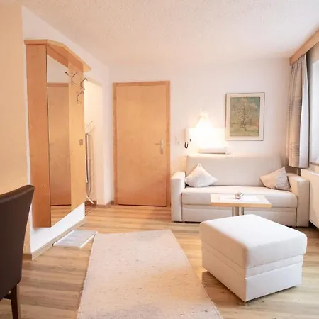 Apartment Foersterhaeusl Seefeld in Tirol