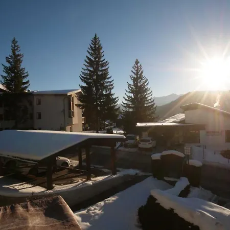 Foersterhaeusl Seefeld w Tirolu