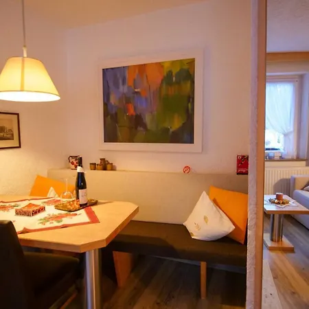 Apartament Foersterhaeusl Seefeld w Tirolu