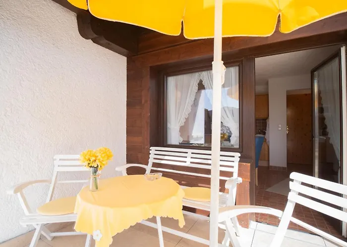 Foersterhaeusl アパート